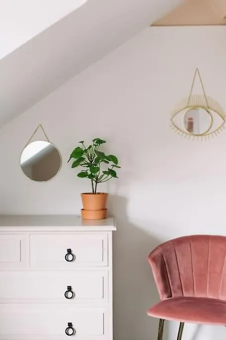 Designer 4-Bed Home In The Heart Of Belfast