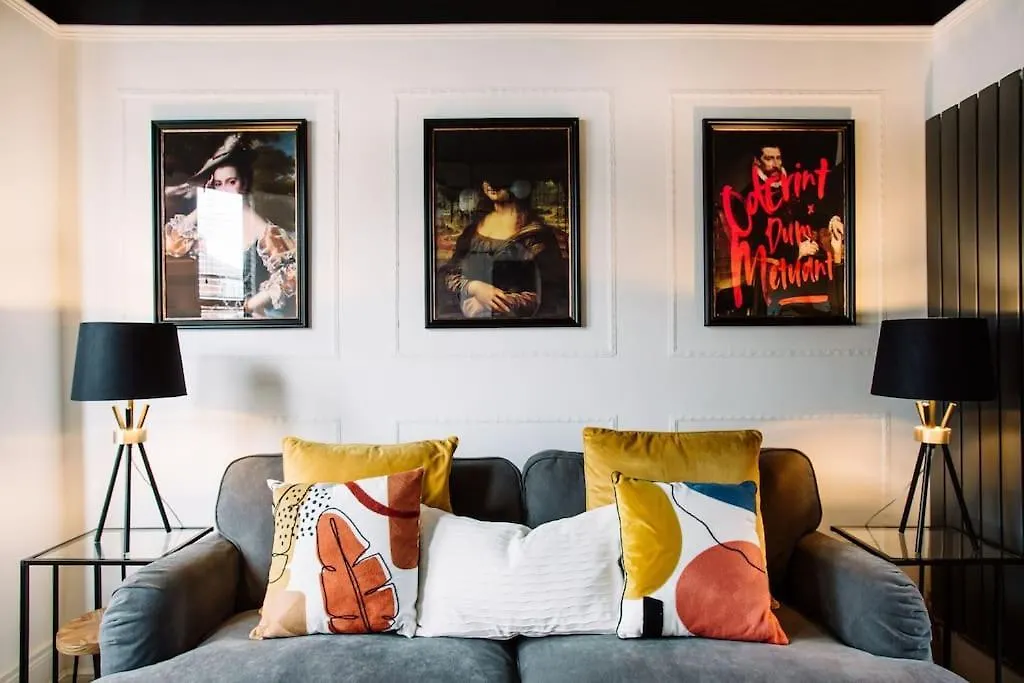 Designer 4-Bed Home In The Heart Of Belfast