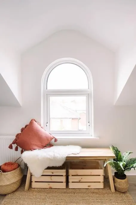 Semesterbostad Designer 4-Bed Home In The Heart Of Belfast