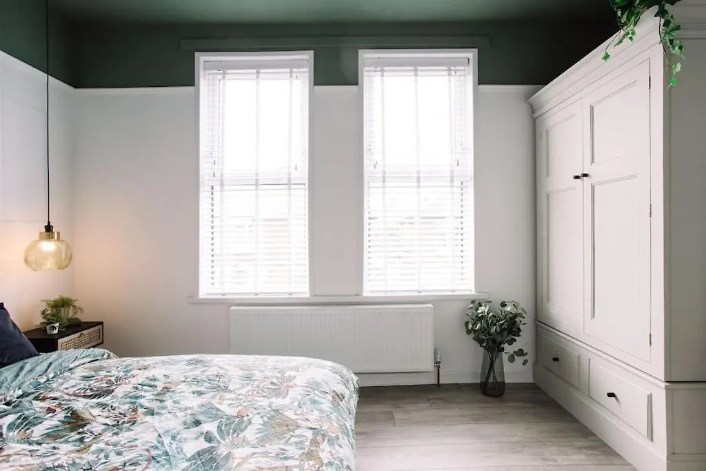 Designer 4-Bed Home In The Heart Of Belfast Semesterbostad